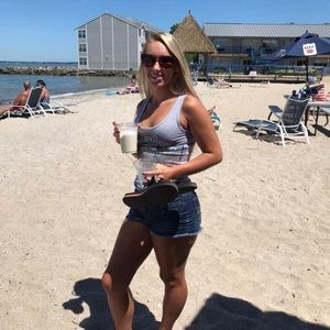 Meet your Posher, Summer